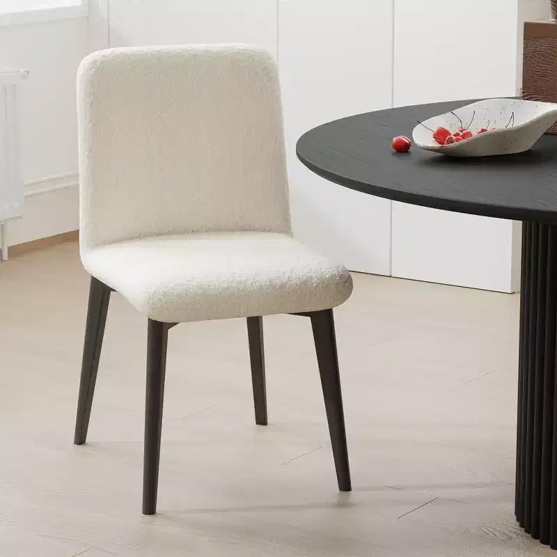 Lot de 2 chaises de salle à manger rembourrées en fausse fourrure blanche