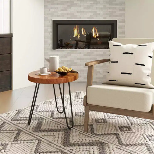 Table d’appoint ronde de 20 en teck massif à bord naturel, pour l’extérieur, avec piètement en métal