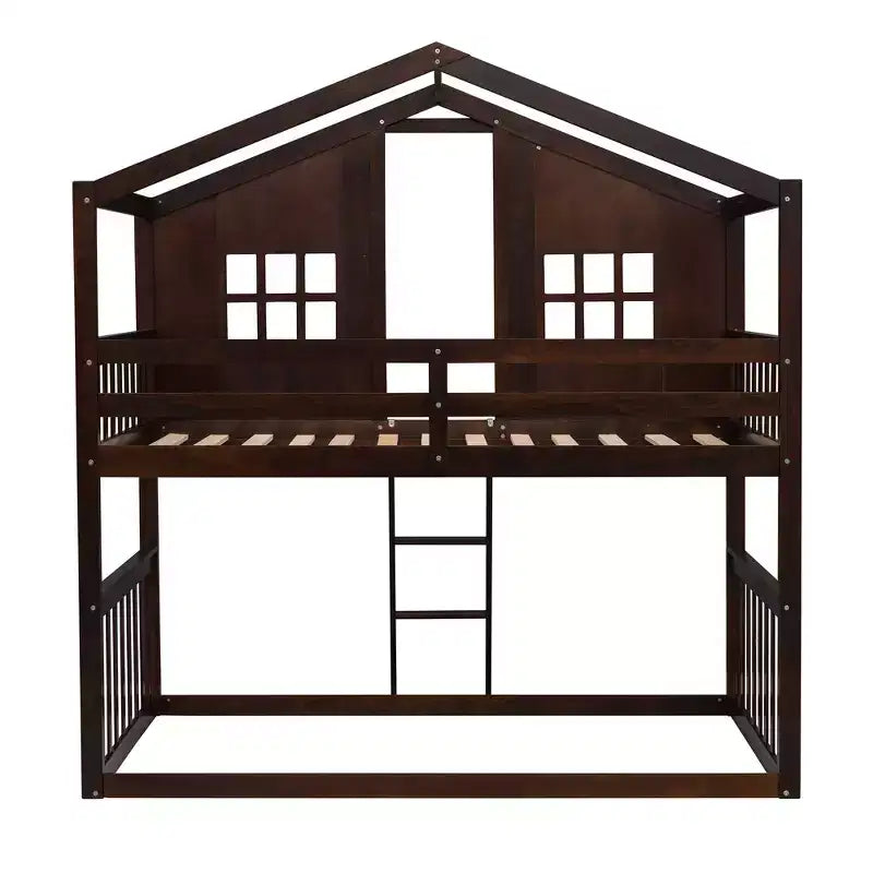 Lit superposé en forme de maison avec échelle