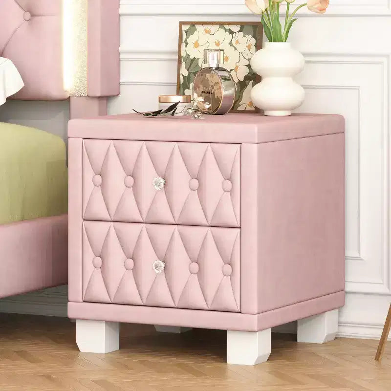 Élégante table de chevet en velours avec 2 tiroirs et poignée en cristal, avec capitonnage à boutons