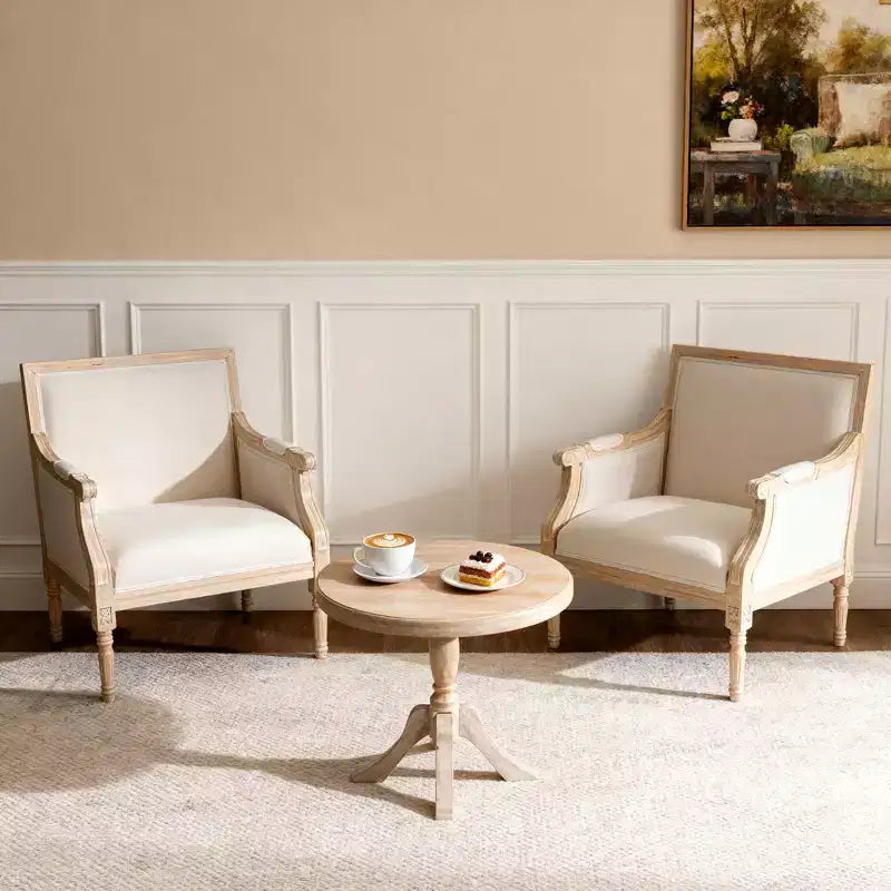 Fauteuil d’appoint français, cadre traditionnel en bois, revêtement en lin, finition vieillie, modèle individuel