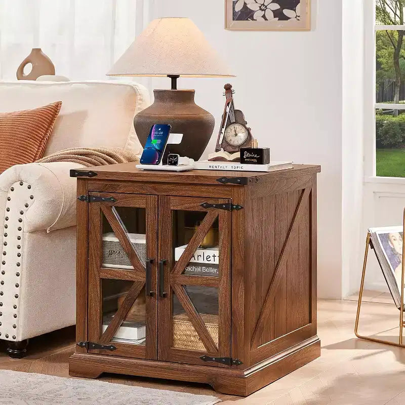 Tables de chevet de style champêtre avec portes de grange en verre, lot de 2, avec station de recharge et étagère réglable