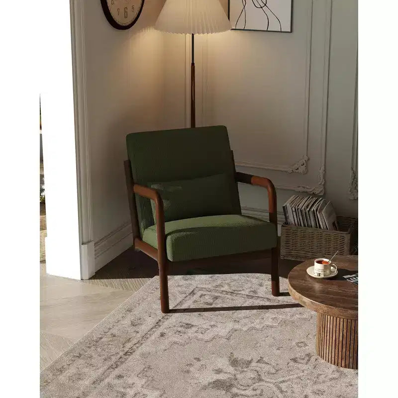 Sillón decorativo moderno de mediados de siglo con cojín lumbar, tapizado de chenilla y estructura de madera maciza